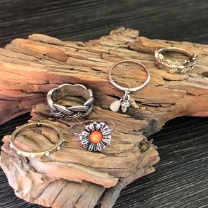 Set of 5 Maurices rings
